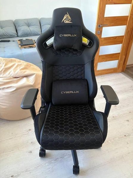 Крісло Cyberlux Apollo Black Тканина-Екошкіра Чорна 600131 GM-404 B фото Крісло Cyberlux Apollo Black Тканина-Екошкіра Чорна 600131 GM-404 B фото