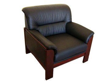 Крісло офісне Елегант (Elegant) 1S (850х800хН810) Шкіра чорна 1776 фото